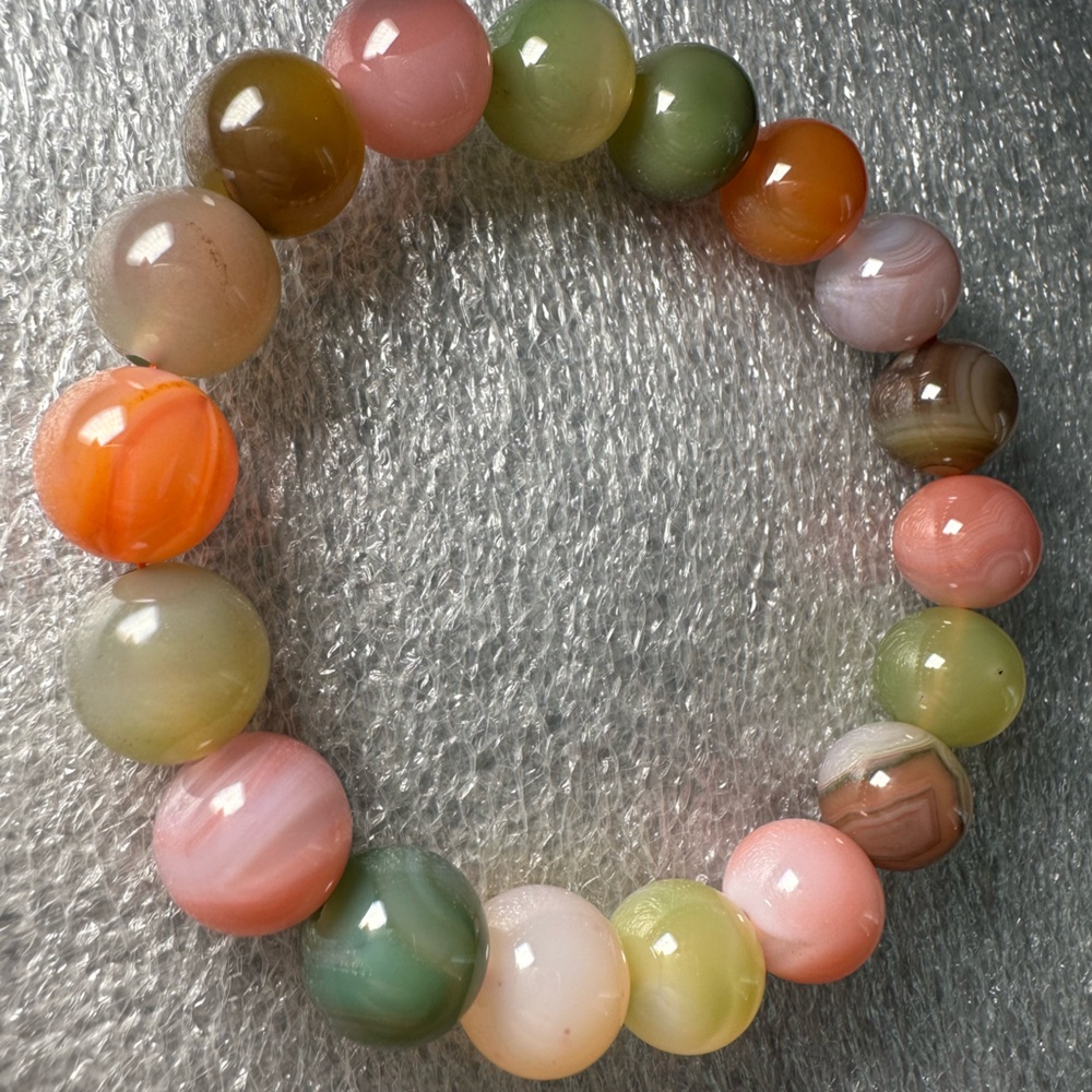 Gorgeous 11MM “Candy” Yanyuan Agate Natural Crystal Bracelet